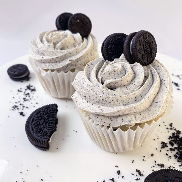 keto Oreo vanilla Cupcake